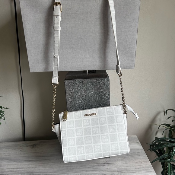 Steve Madden Crossbody Purse - Picture 2 of 4